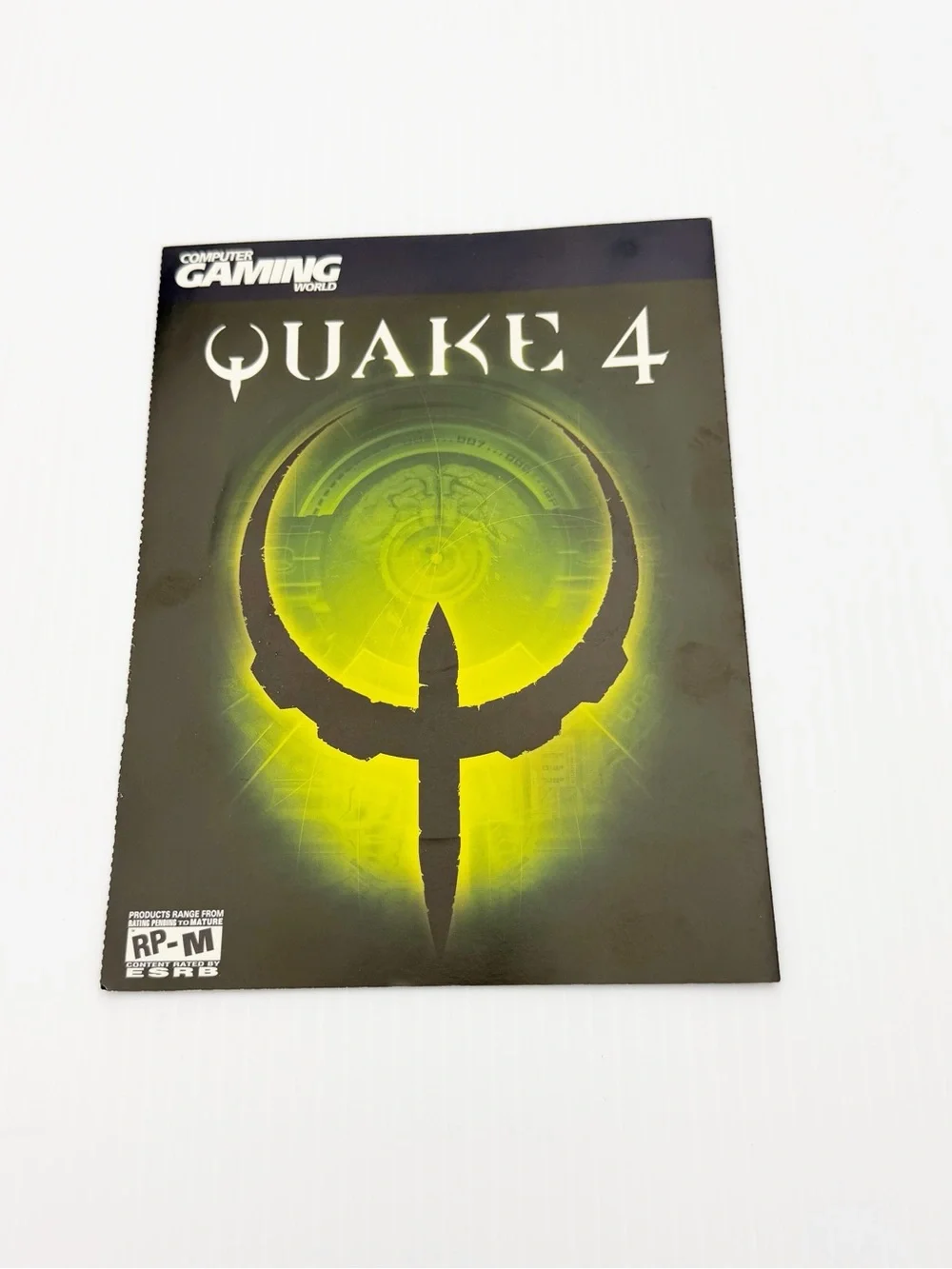 Computer Gaming World February 2006 Quake 4 PC Computer Video Game Demo Disc